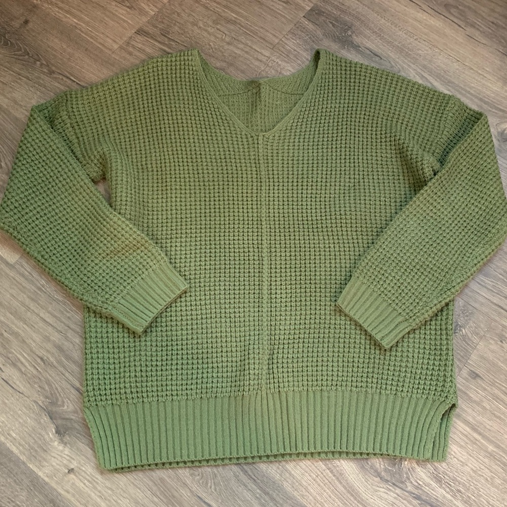 Chunky Knit V Neck Army Green Sweater Large